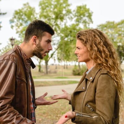 男女左右大不同